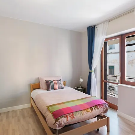 Casa Frank توري أنونزياتا