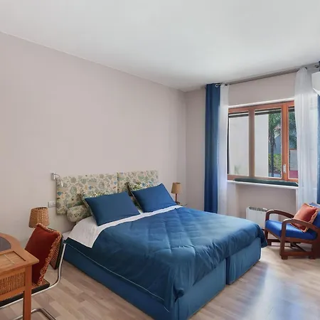 Casa Frank توري أنونزياتا